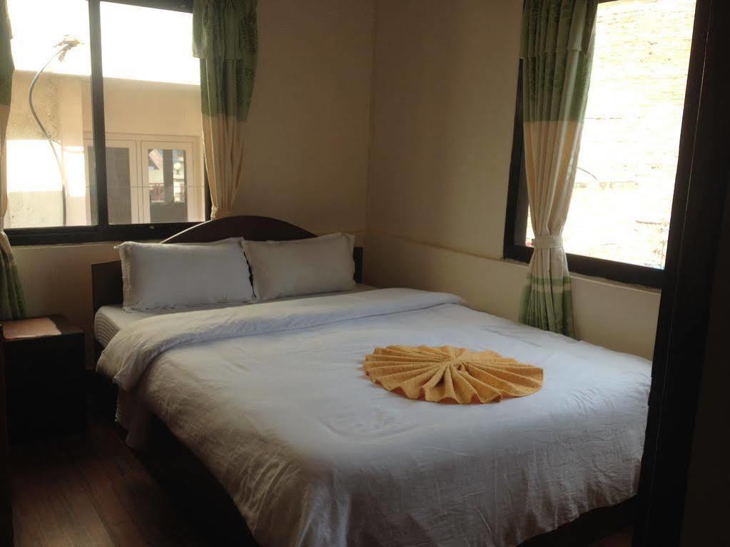 Kathmandu Peace Guesthouse Eksteriør billede